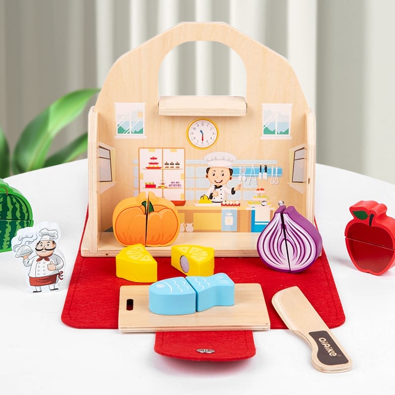 Cuisine portable en bois avec figurines de chef et aliments miniatures. Idéale pour les enfants créatifs.