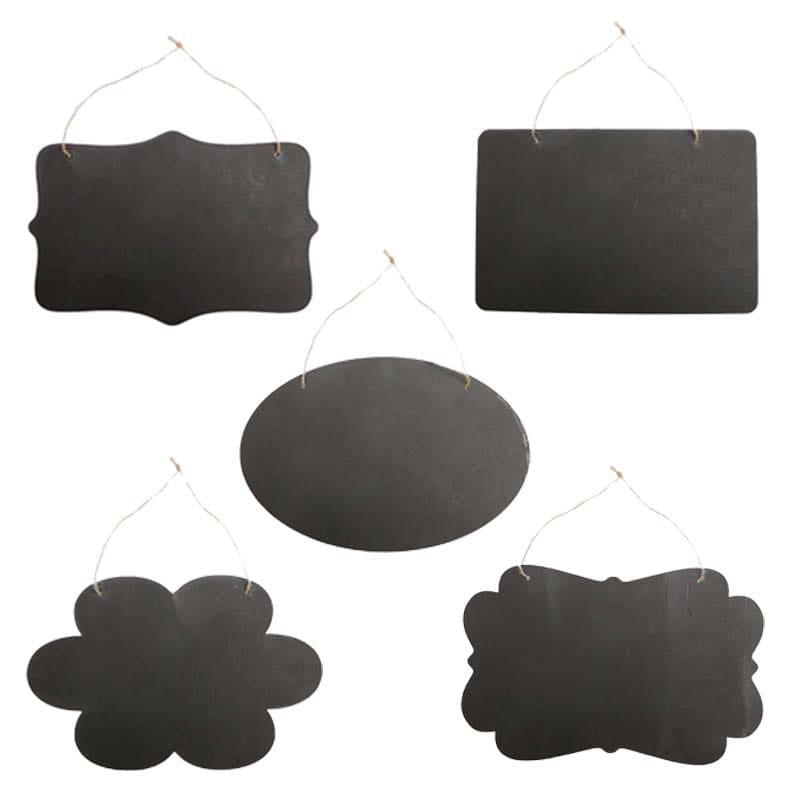 Fünf verschiedene Kreidetafel Schilder mit Schnuraufhängern. Perfekt für kreative Notizen und selbstgemachte Dekoration.