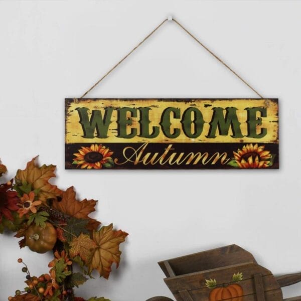 Willkommen Herbst Holzschild mit Sonnenblumen, perfekt für die Herbsttür oder Wanddekoration. Herbstdekorationen im Großhandel.