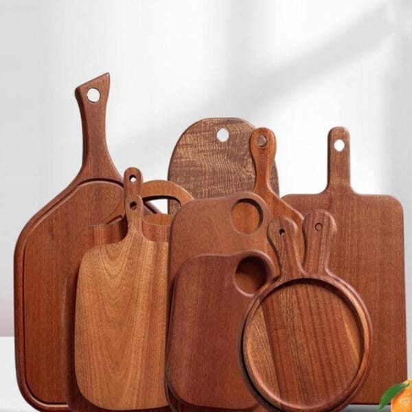 Servierbrettern aus Holz