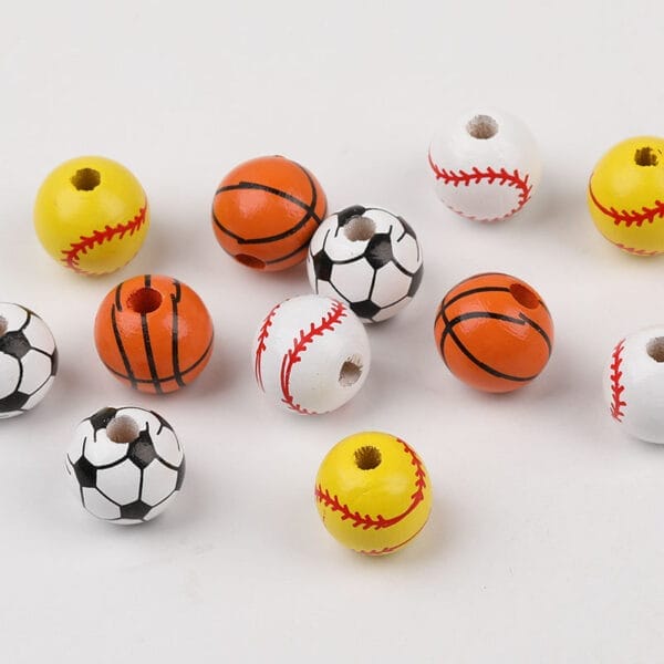 Bunte 16mm Holzperlen mit Sportball-Designs für DIY-Projekte