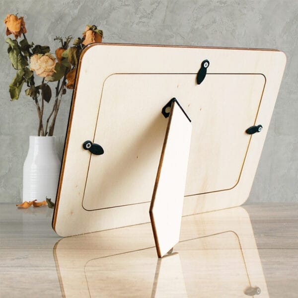 Handgefertigter Fotorahmen aus Holz, oval und rechteckig (12,7–18,3 cm). Großhandel erhältlich.