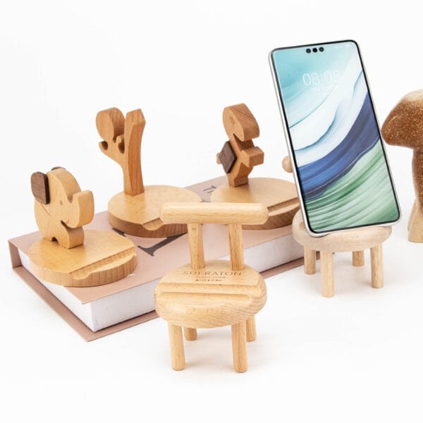 Smartphone-Ständer aus Holz, verschiedene süße Designs. Handyhalter im Großhandel.
