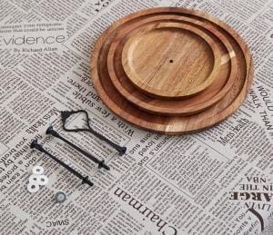 Tablett aus Holz: Zweilagige, runde Obst- und Snackablage zur Selbstmontage.