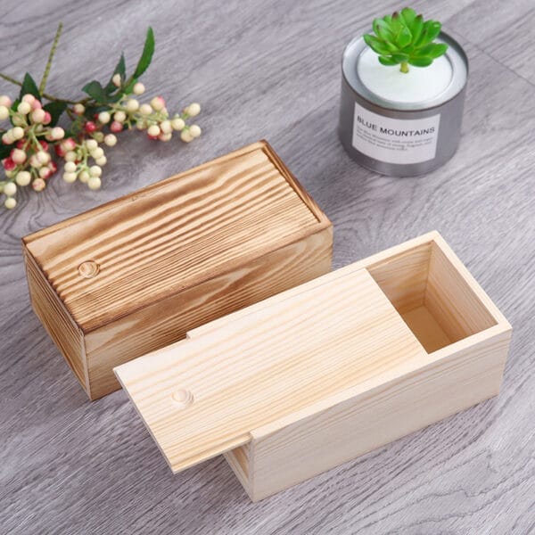 Rechteckige Aufbewahrungsbox aus Holz