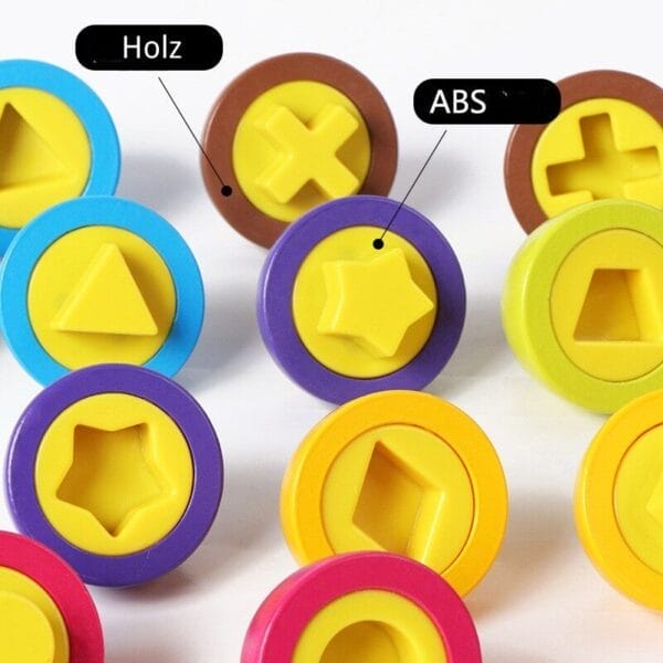 Buntes Montessori-Formsortierspielzeug aus Holz. Konstruktion aus ABS-Kunststoff und Holz. Entwickelt Farb- und Formerkennung.