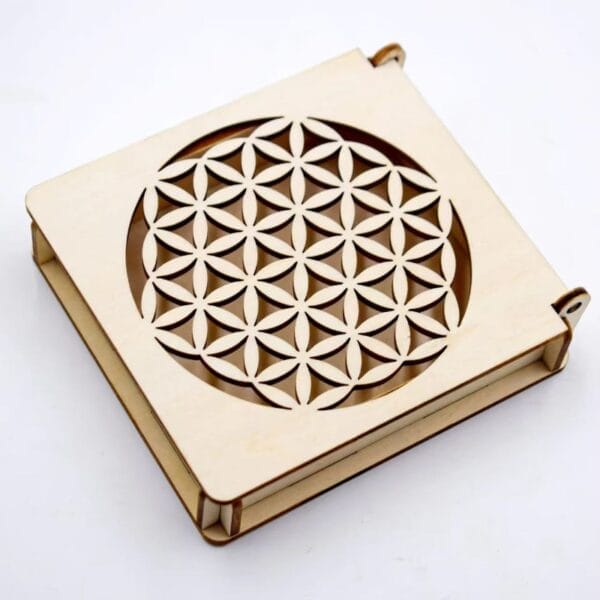 Lasergravierte Holzbox mit Blume des Lebens-Design. DIY-Geschenkbox.