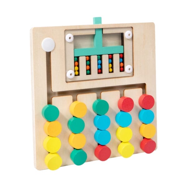 Buntes Sortierspielzeug aus Holz für Kleinkinder. Mit rollenden Bällen und farblich passenden Stiften.