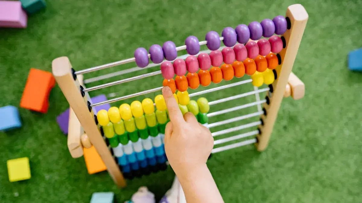 warum honig mit holzlöffel