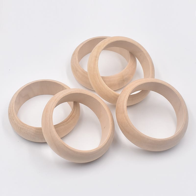 Rohe Holzarmbänder: DIY Holzrohlinge im Großhandel.