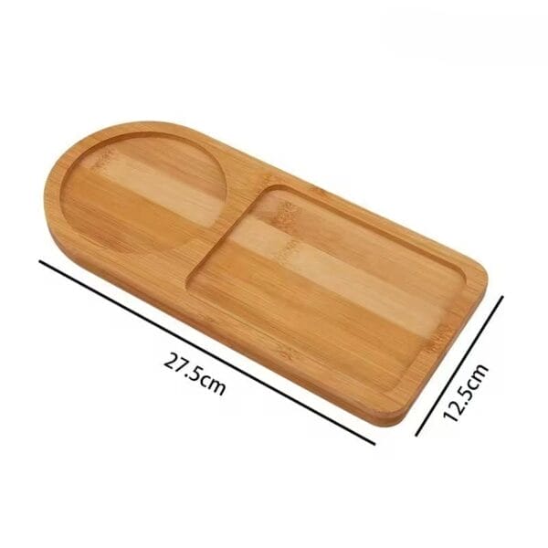 Holz Serviertablett mit zwei Fächern: rund und rechteckig. Ideal für Frühstück oder Tee.