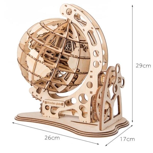 3D Globus Puzzle aus Holz, ein mechanisches DIY Modell mit Zahnrädern und Sockel. "Wooden globe" ist auf dem Sockel zu lesen.